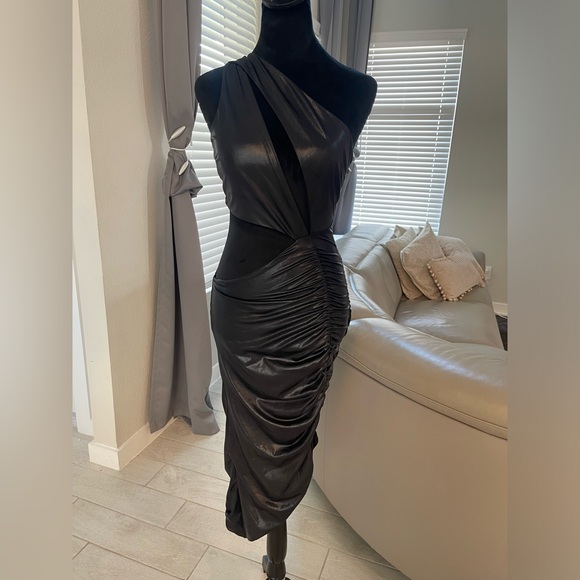 OHPOLLY runaway cut out Ultra-sleek sexy single shoulder bodycon midi dress US 4 - Picture 4 of 9